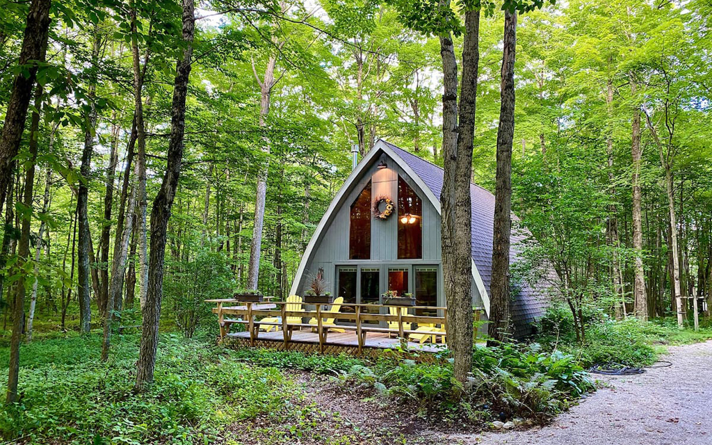 Secluded A-Frame Airbnb on Lake Michigan
