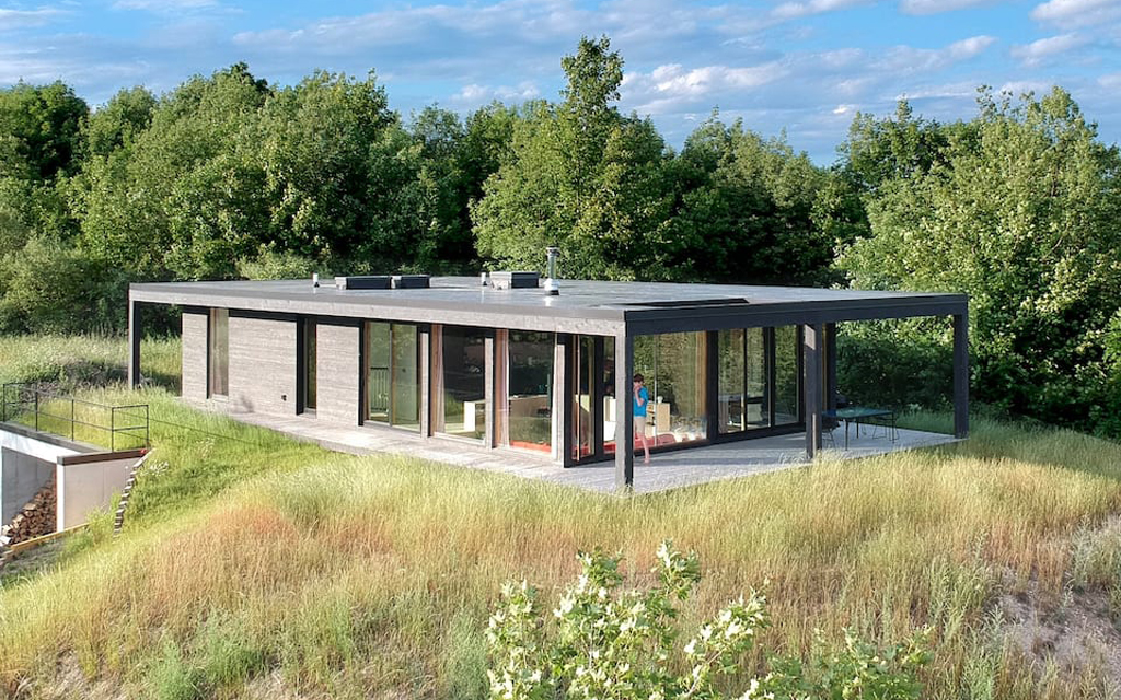 Seeblick Haus Airbnb on Lake Michigan