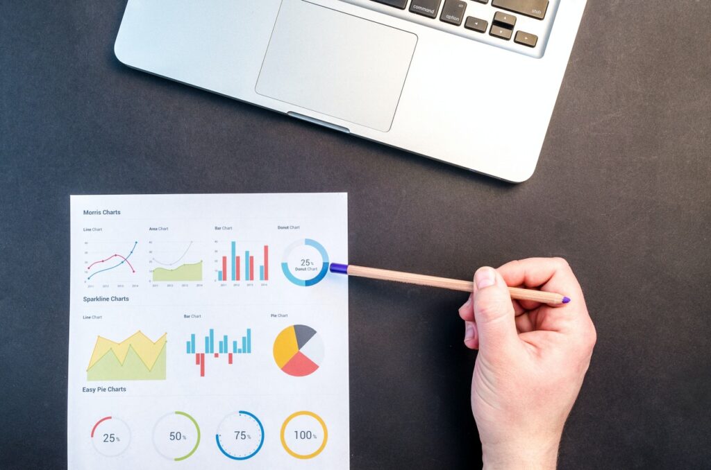 8 Essential Steps to Solve Problems in a Business